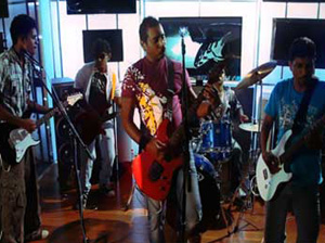Saiko ft Randika and Sahan Hasthi